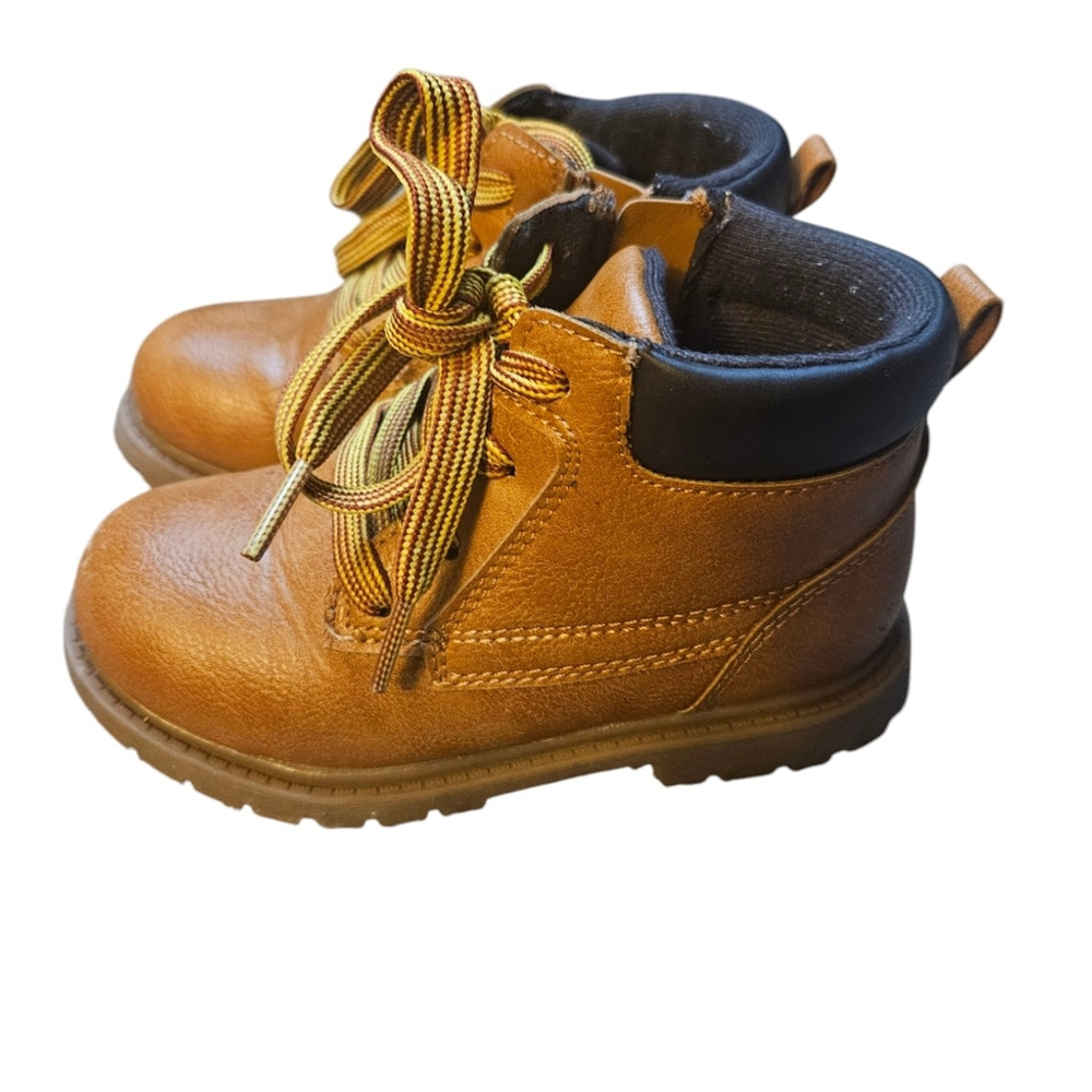 Carter's 11 Tan High-Top Faux Leather Boots - Picture 5 of 9
